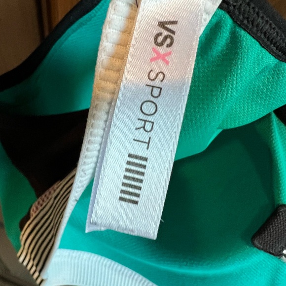 VSX Sports Bra - Picture 4 of 7